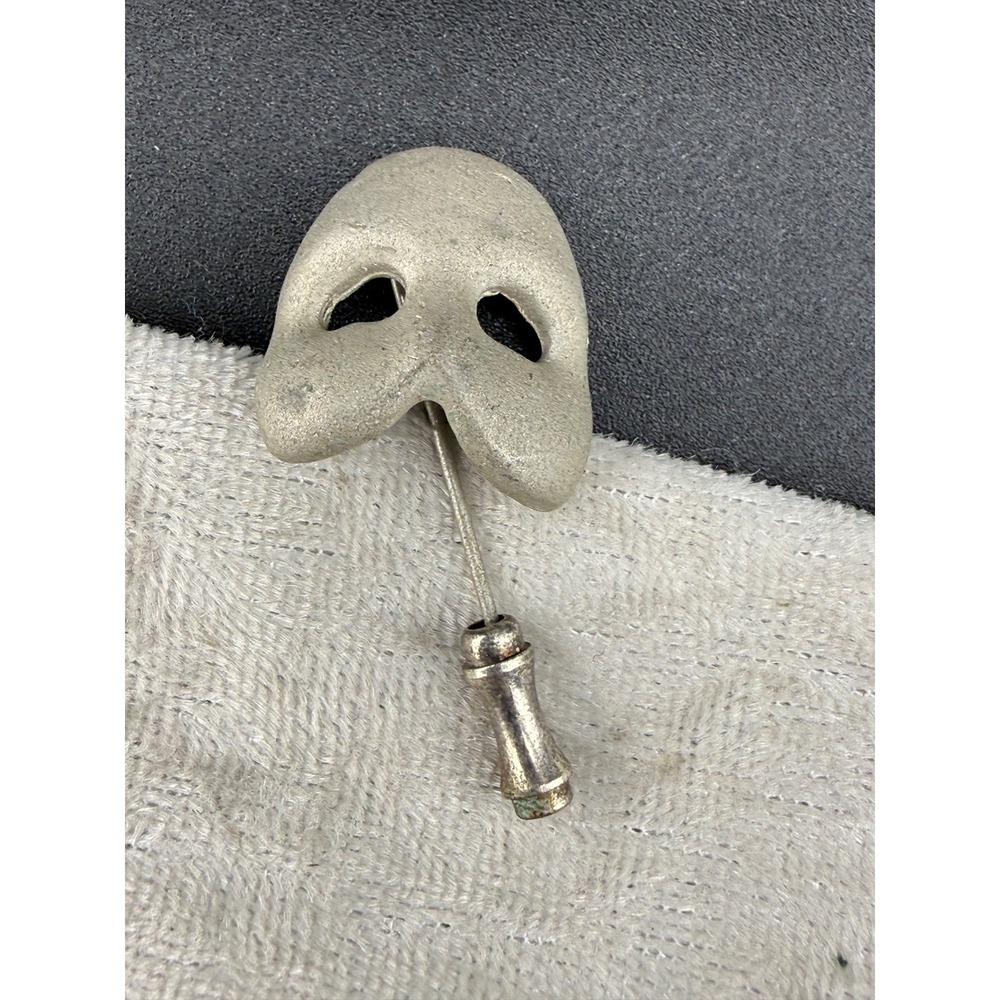 Vintage RUG PLC Opera Mask Stick Pin Silver Tone Theater Signed 1988